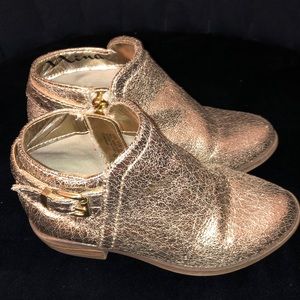 Gold toddler ankle boots